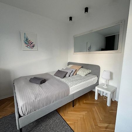 Superapart Zelazna 83-85 Warsaw Ngoại thất bức ảnh