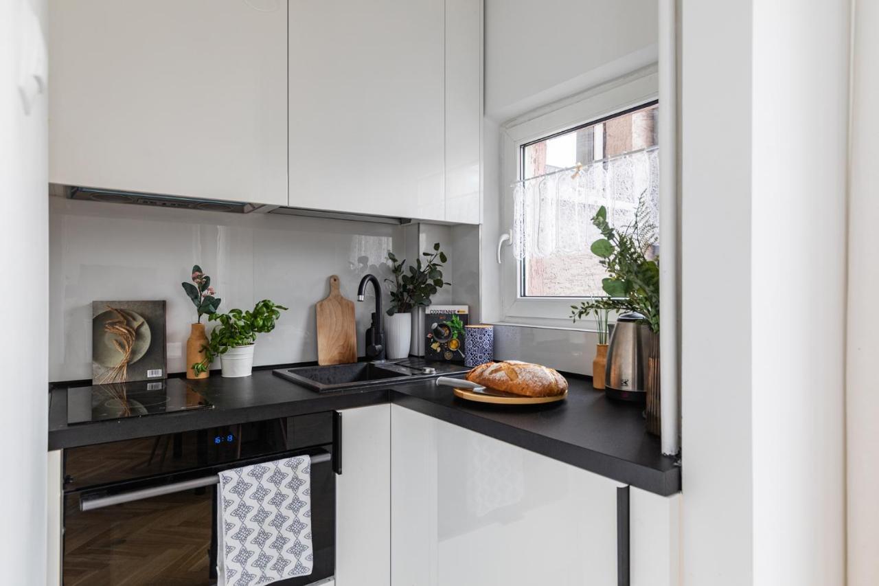 Superapart Zelazna 83-85 Warsaw Ngoại thất bức ảnh